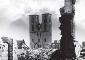 Das Zentrum Halberstadts nach dem 8. April 1945