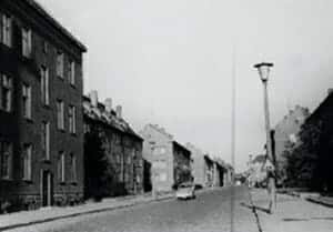 Die ersten neugebauten Genossenschaftswohnungen nach dem Krieg in der Thomas-Müntzer- Straße